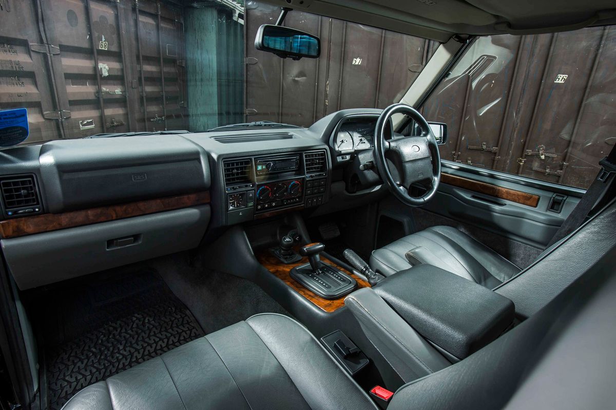 1994 RHD Range Rover Soft Dash 4.2i LSE - Matt Commission