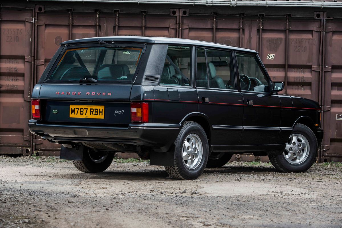 1994 RHD Range Rover Soft Dash 4.2i LSE - Matt Commission