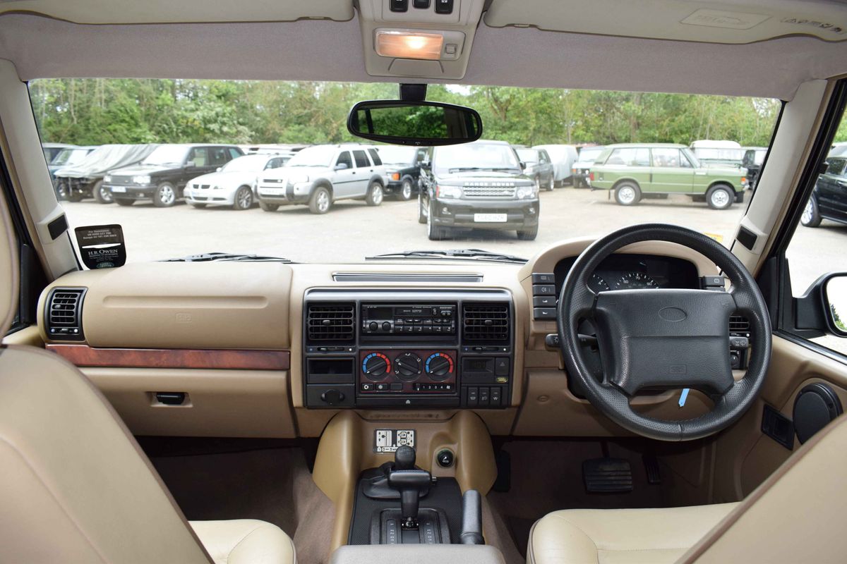 1998 RHD Land Rover Discovery 3.9 ES V8i - Low Mileage