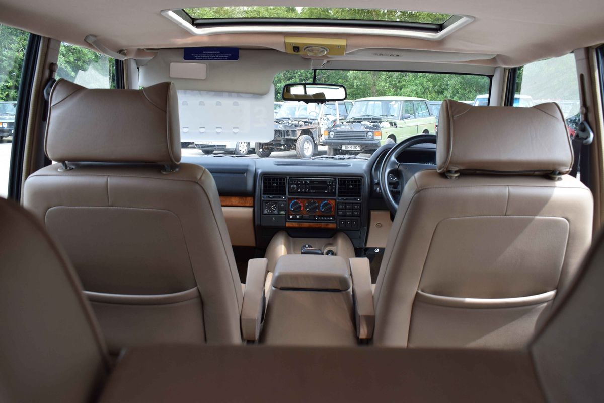 1994 RHD Range Rover Classic "Soft Dash" 4.2 LSE - K4C Specification