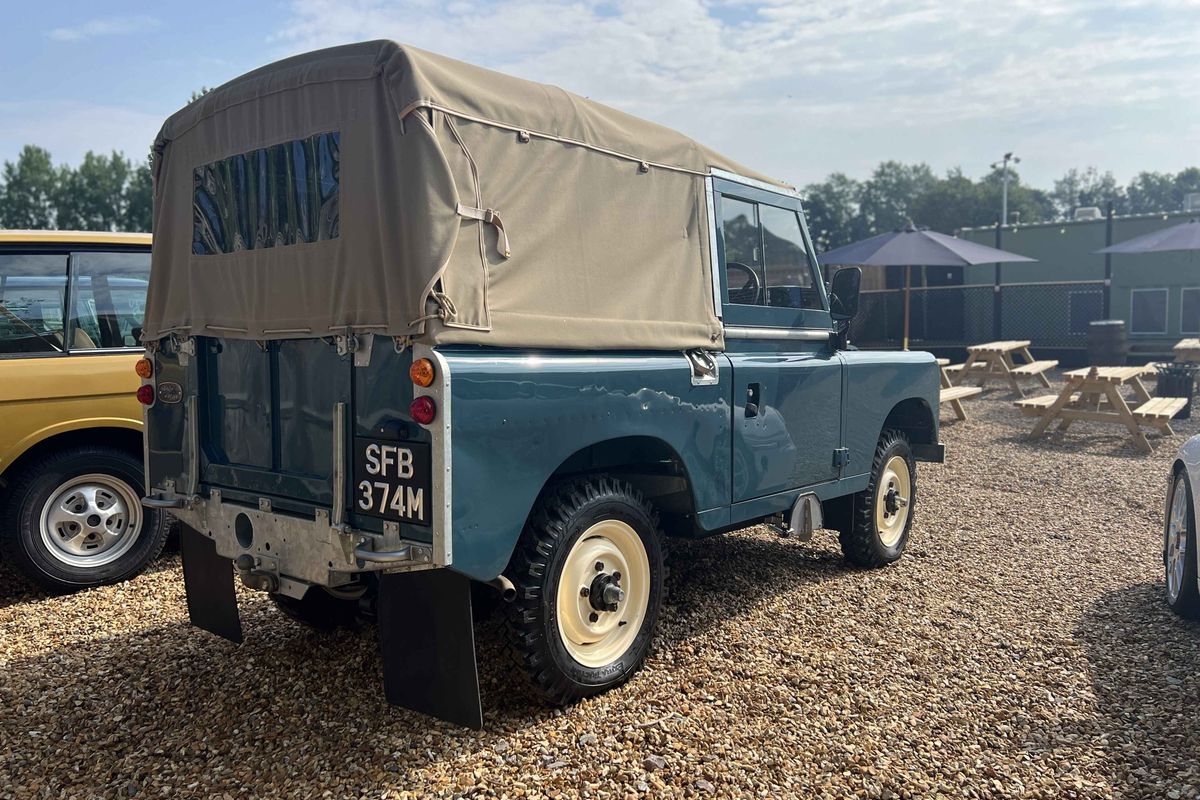 1973 Land Rover Series 3 88"