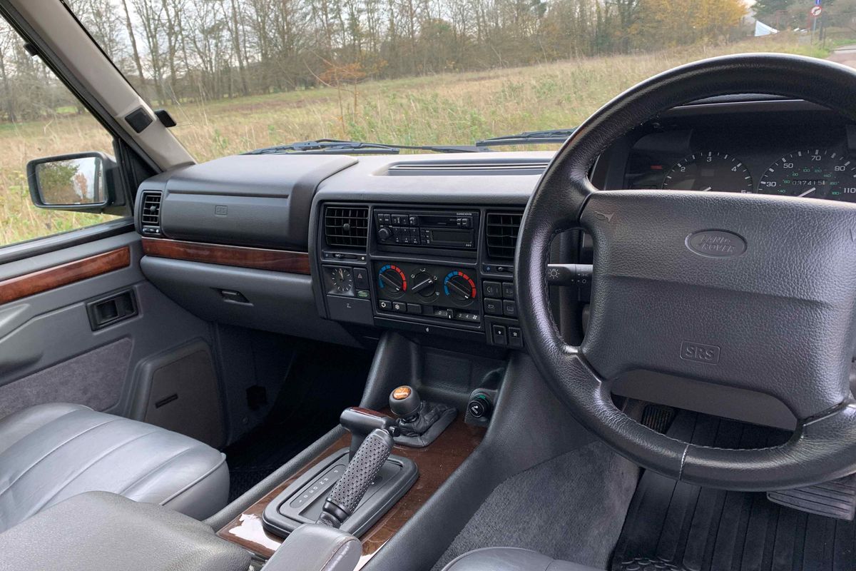 1994 Range Rover Classic 3.9SE Low Mileage, RUST FREE & STUNNING