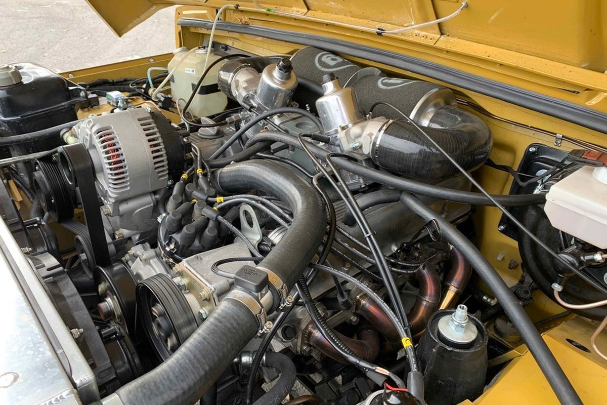 1976 LHD Range Rover 2 Door 320BHP Re-Engineered 'Sleeper' - Must be Driven!