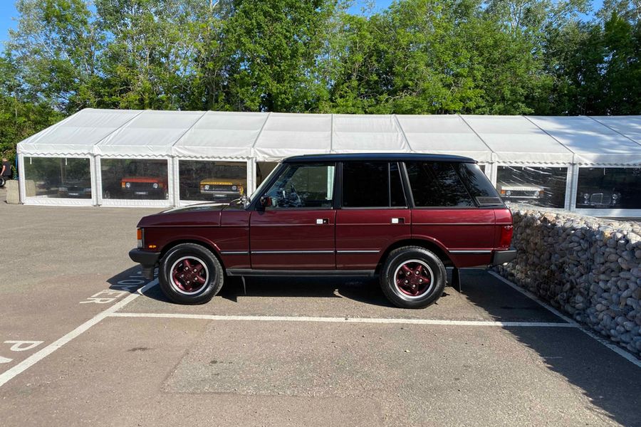 1994 RHD Range Rover Soft Dash - Restored by Kingsley for sale