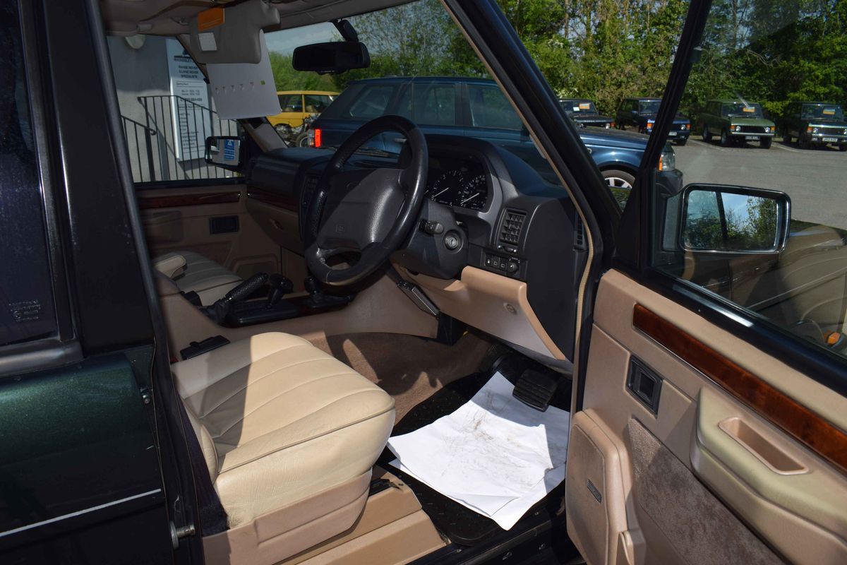 1995 RHD Range Rover Classic 3.9SE Soft Dash Brooklands