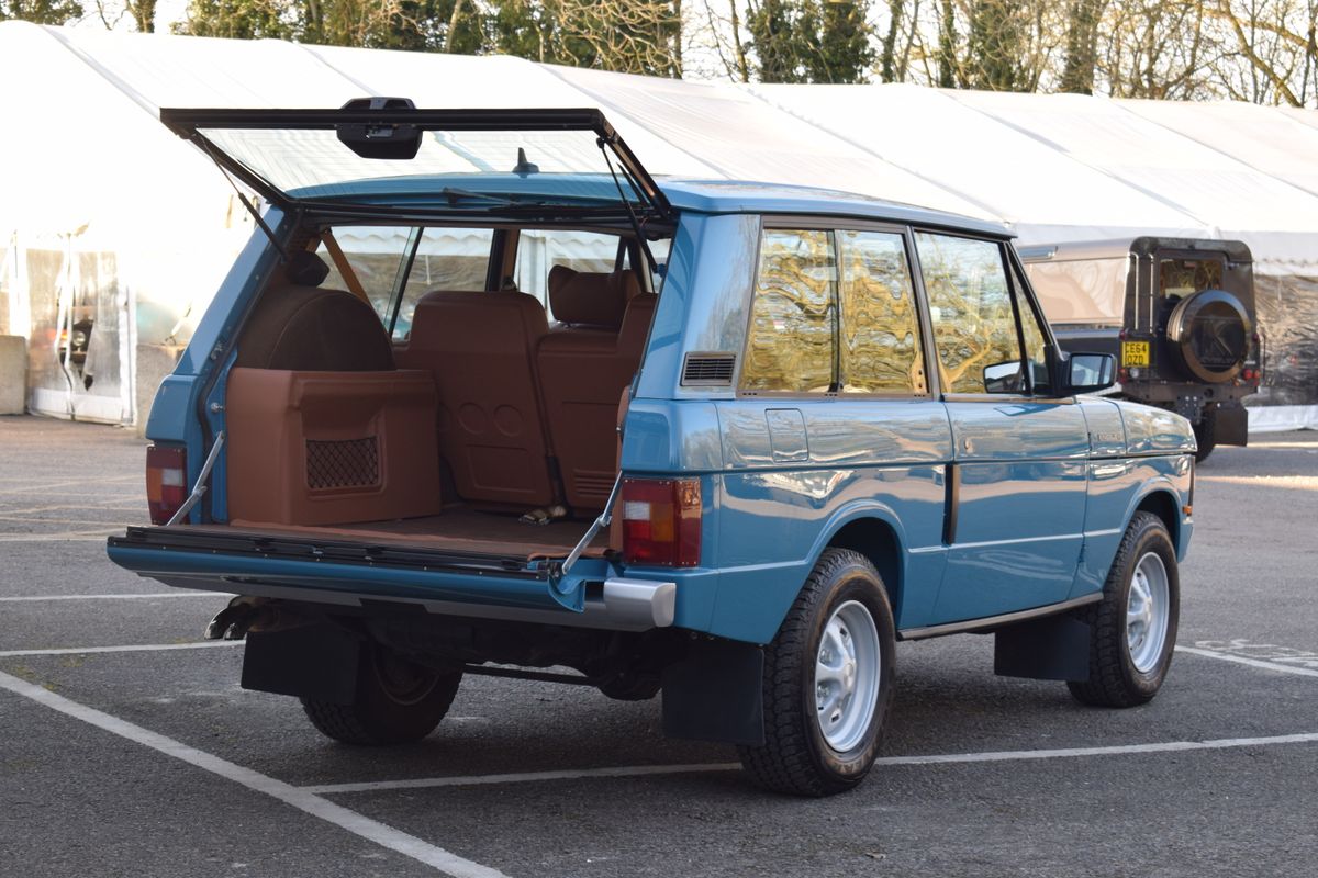 ULEZ BEATER RHD 1971 Range Rover Classic 4.6i KR RestoMod