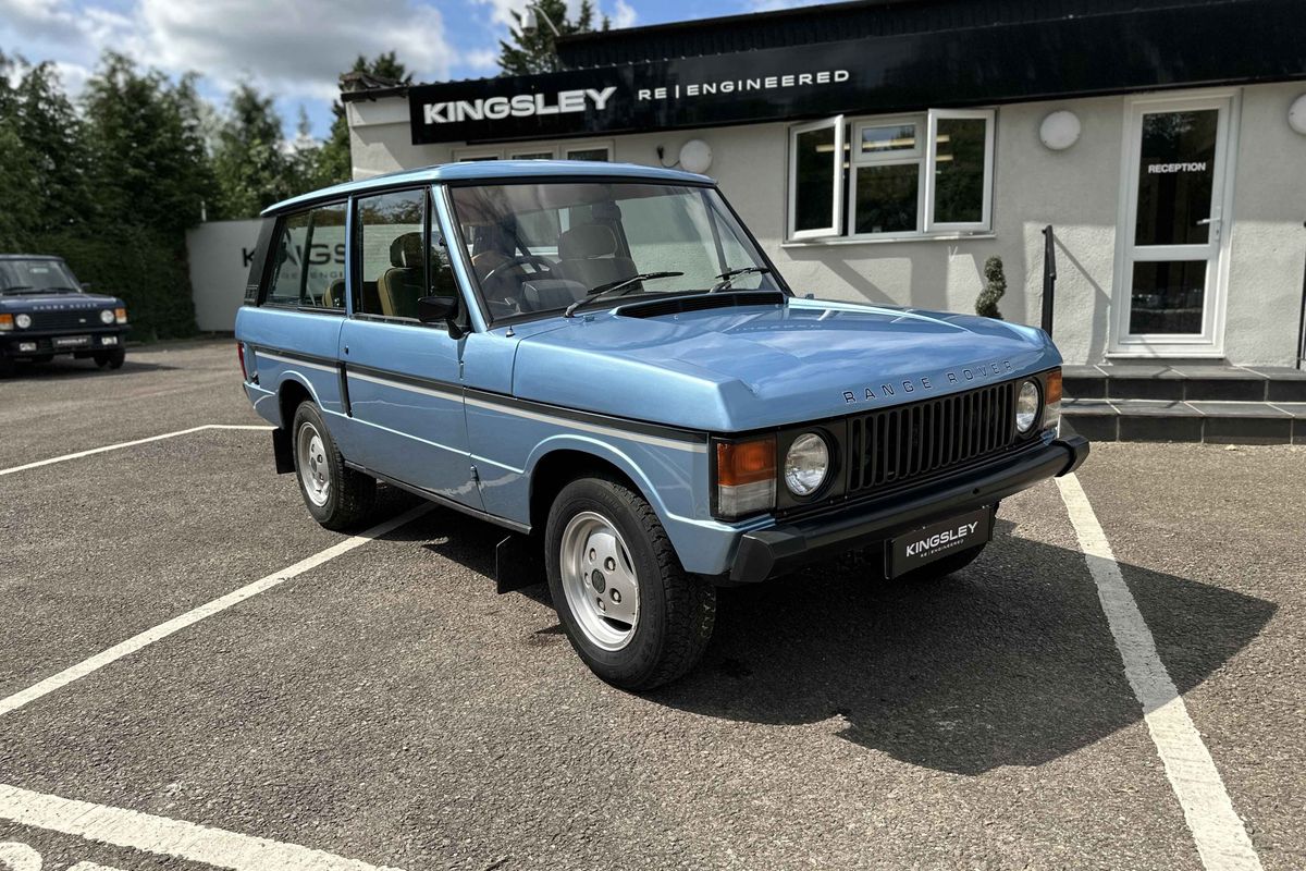 1981 2 door Range Rover Classic "In Vogue" edition - Rare!