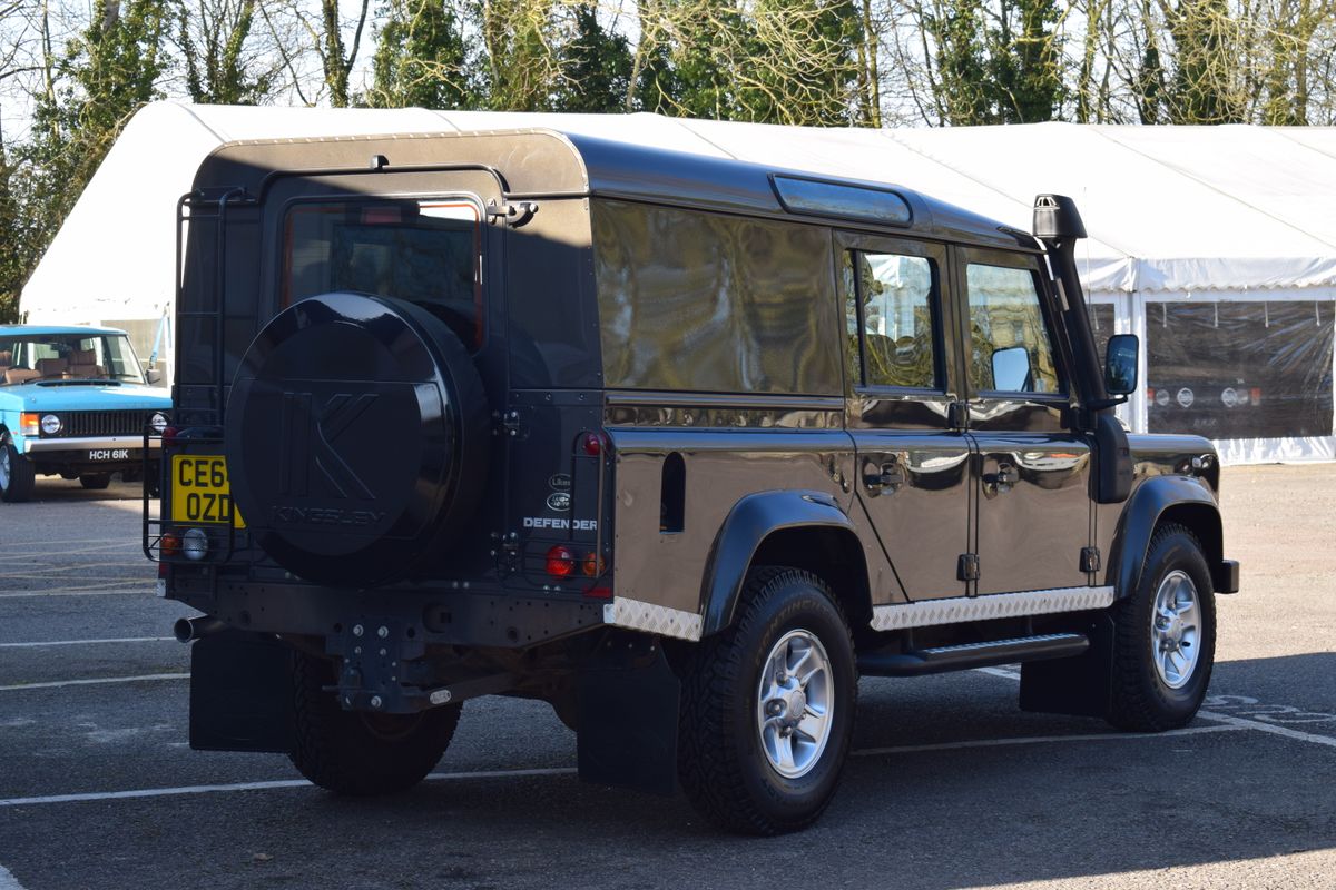 2014 Landrover Defender 110 XS TD D/C