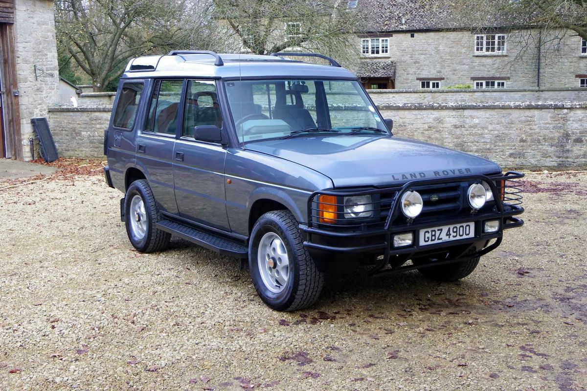 1990 RHD Land Rover Discovery Series 1 - Overfinch 5.7