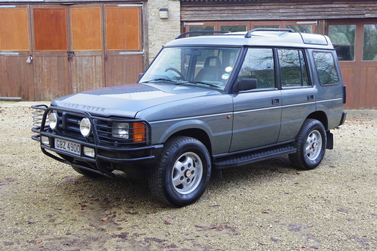 1990 RHD Land Rover Discovery Series 1 - Overfinch 5.7