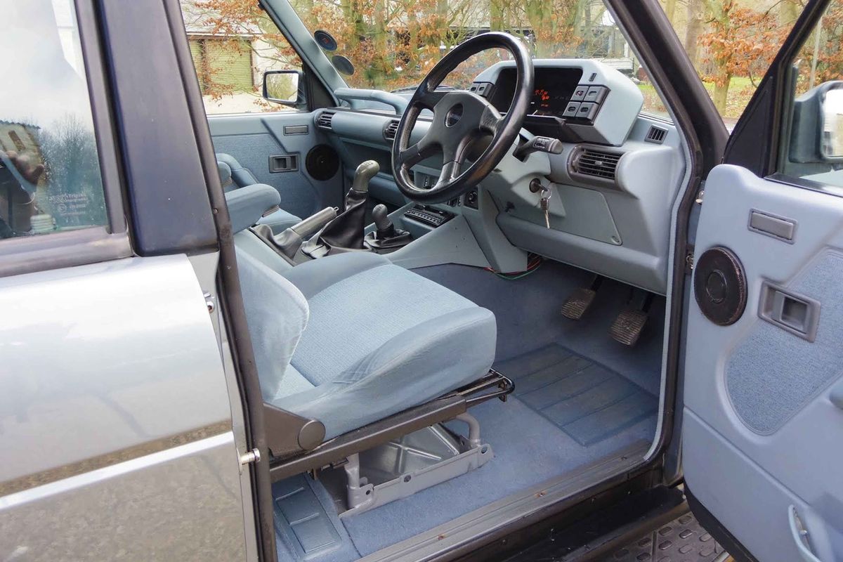 1990 RHD Land Rover Discovery Series 1 - Overfinch 5.7